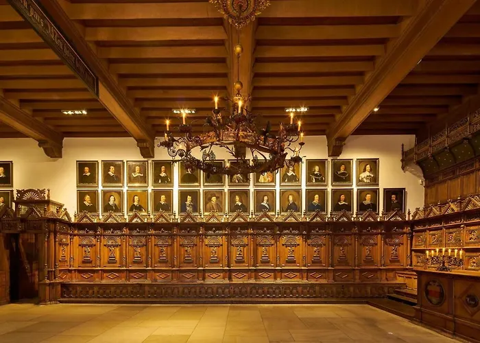 Mit Loggia Apartamento *